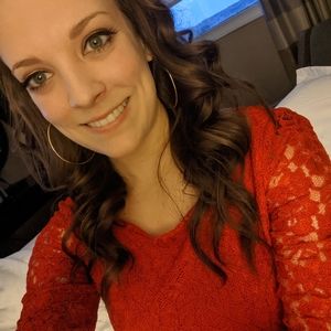 Meet your Posher, Mallory